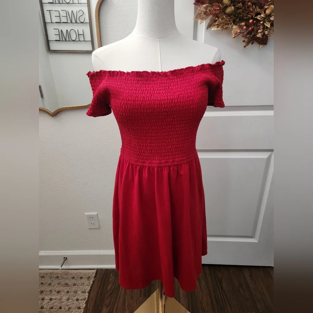 Hollister Red Off-Shoulder Smocked Dress - Picture 1 of 4